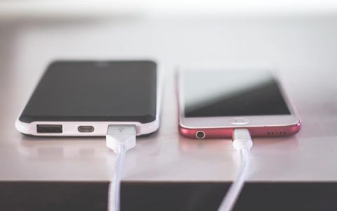 120W不够看了？手机快充技术明年有望上到200W