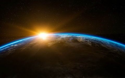 科学模拟现实：10亿年以后，地球上大气中氧气将会减少到无法呼吸的地步