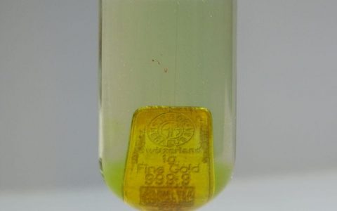 如何安全的配制王水？