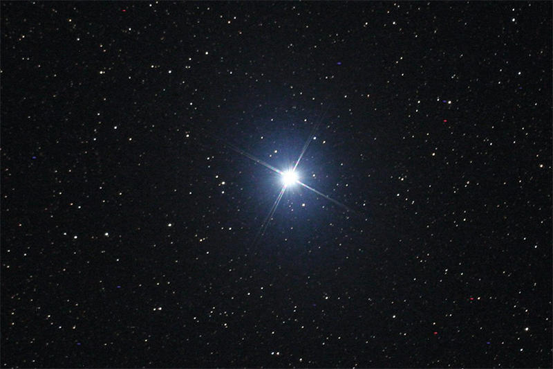 牛郎星是夜空中第12亮的恒星