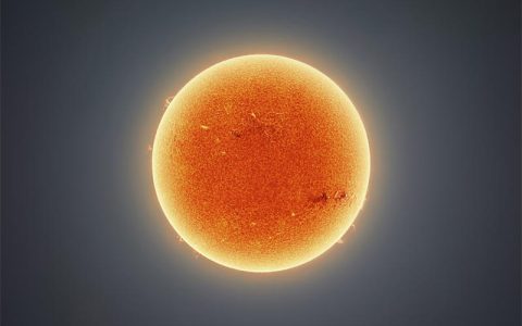 G型星（黄矮星）：类似于太阳的主序星