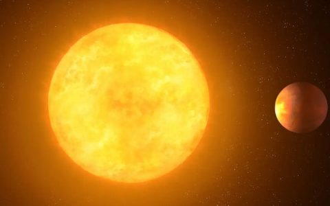 TOI-6255b：一颗比地球稍大的行星被扭曲成鸡蛋形状